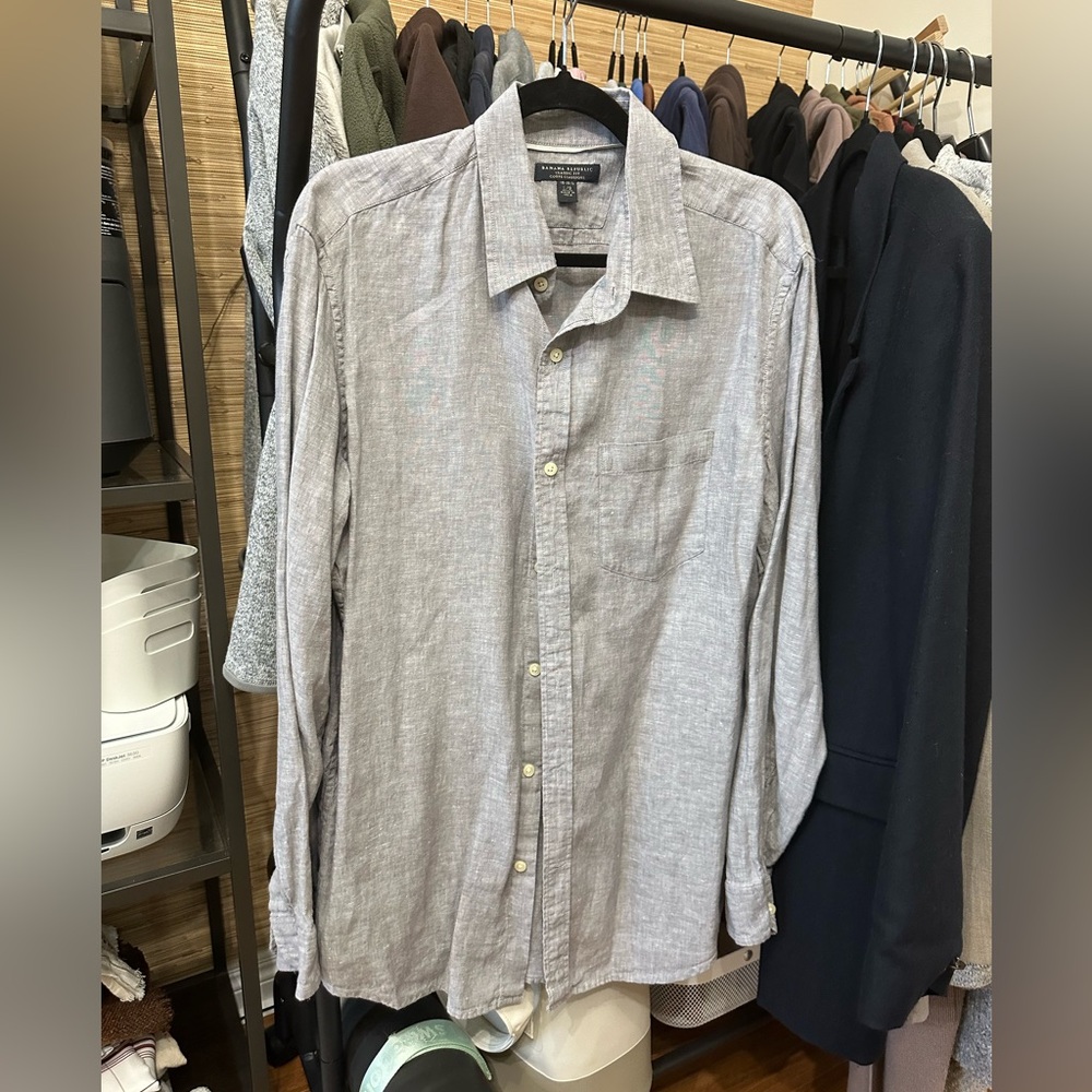 Men’s Banana Republic Linen Button-Down Shirt | Classic Fit | Size Large